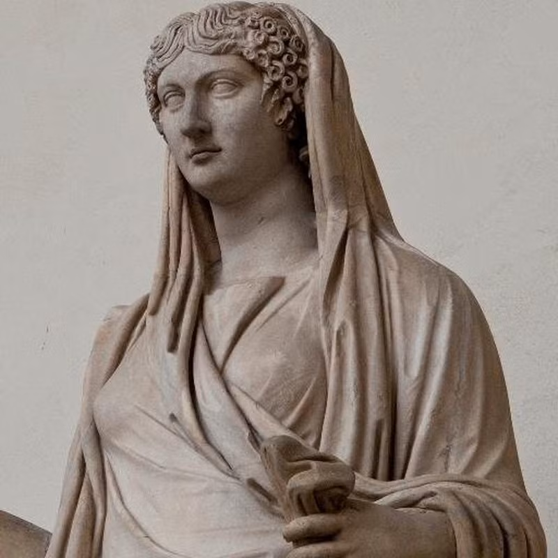 Về sau, hoàng đế Claudius nhận ra âm mưu nham hiểm của Agrippina nên muốn khôi phục lại vị trí người kế vị cho con trai ruột. Biết được tin tức này, Agrippina cho nấm độc vào thức ăn của người chồng thứ ba khiến ông chết trong đau đớn. Ngay ngày hôm sau, bà hoàng này tuyên bố Nero trở thành hoàng đế La Mã. Theo đó, Agrippina trở thành thái hậu quyền lực khi 39 tuổi. Bà kiểm soát con trai, thâu tóm quyền lực trong triều để thỏa mãn tham vọng quyền lực.