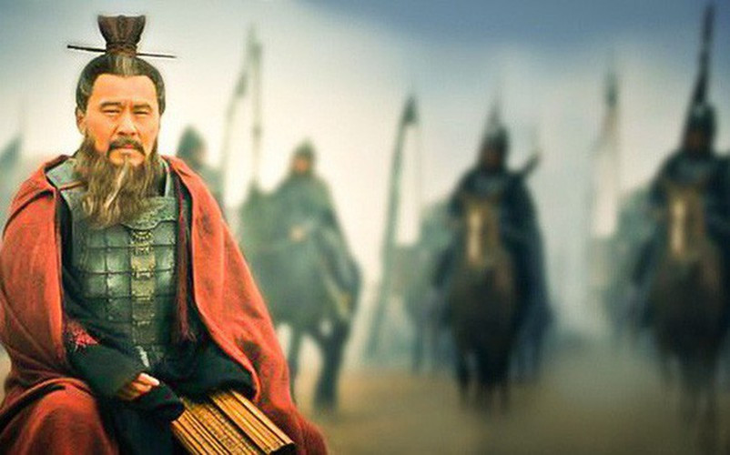 Lực lượng cấm vệ quân dưới trướng Trương Nhượng đều là những cao thủ tuyệt kỹ đầy mình. Thế nhưng, họ vẫn không thể bắt được Tào Tháo cho thấy gian hùng này có võ nghệ không hề tầm thường.