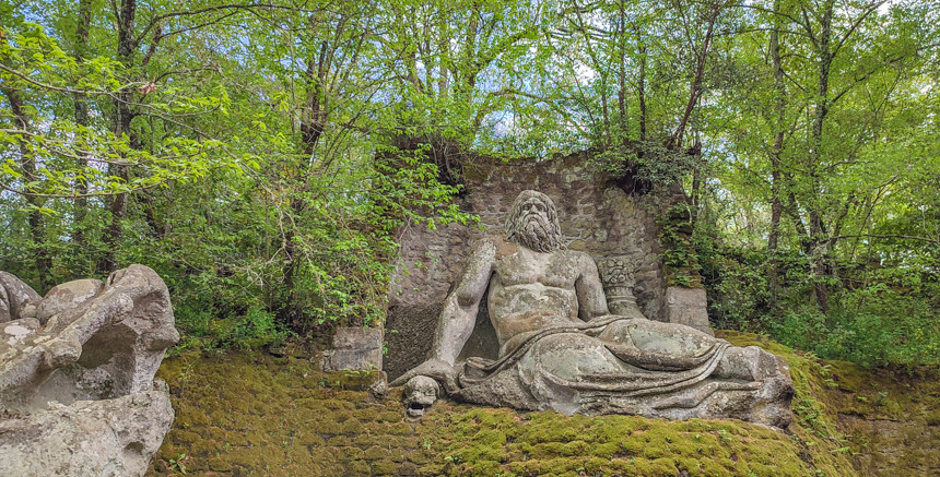Theo thời gian, khu vườn quái vật Bomarzo trở thành địa điểm ma quái, thu hút những người dũng cảm tới khám phá, trải nghiệm điều mới lạ, thậm chí có phần rùng rợn.