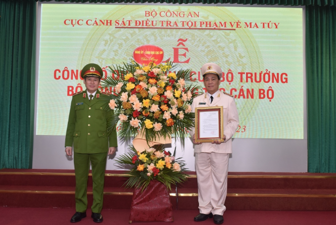 Ngày 7/2, tại Hà Nội, thừa ủy quyền của lãnh đạo Bộ Công an, Cục Cảnh sát điều tra tội phạm về ma túy (C04) tổ chức Lễ công bố quyết định của Bộ trưởng Bộ Công an về công tác cán bộ. 