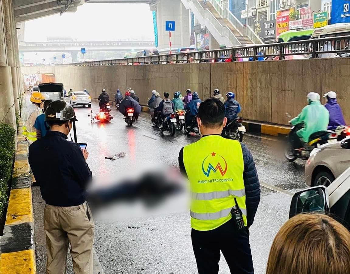 Hà Nội: Nam sinh Trường THPT Chuyên khoa học tự nhiên tai nạn tử vong Ha Noi: Nam sinh Truong THPT Chuyen khoa hoc tu nhien tai nan tu vong