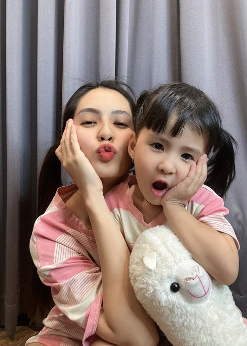 Ngam con gai dang yeu cua Jack - Thien An