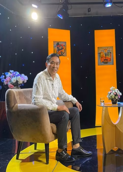 Nghệ sĩ Đỗ Kỷ tốt nghiệp lớp Diễn viên khóa I được đào tạo tại Nhà hát Kịch Việt Nam năm 1982. Ảnh: FBNV.