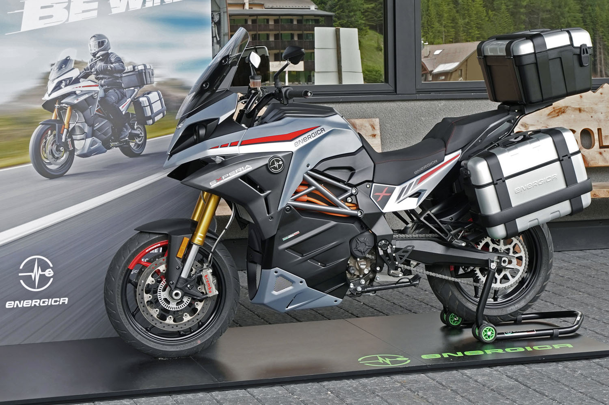 5. Energica Experia (phạm vi hoạt động 257 km/sạc).