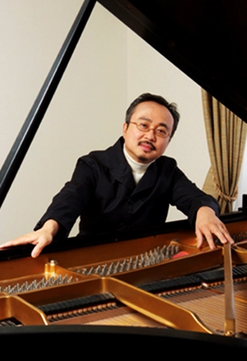 Theo Dân Việt, Đăng Thái Sơn được Chính phủ Việt Nam tặng Huân chương Lao động hạng nhất, Bộ Văn hóa Ba Lan tặng huy chương vàng Công huân về văn hóa năm 2018. Ảnh: VTV.