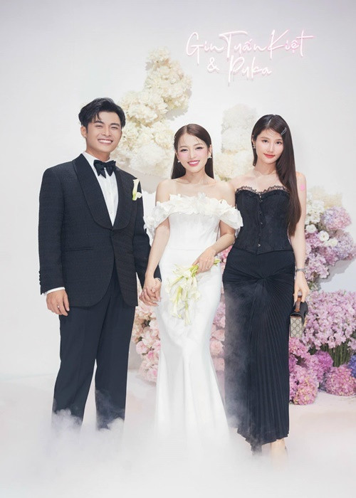 Mới đây, Diễm My tham dự đám cưới của Puka - Gin Tuấn Kiệt.