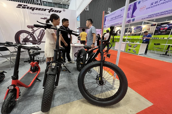 Bộ Tài chính giám sát việc bồi thường bảo hiểm bắt buộc xe máy Bo Tai chinh giam sat viec boi thuong bao hiem bat buoc xe may