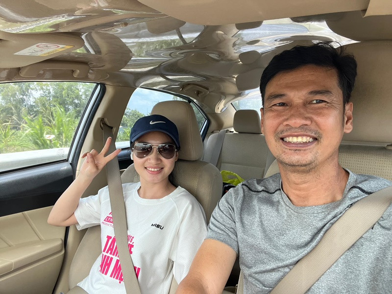 Nam diễn viên thường xuyên đưa vợ kém 26 tuổi đi du lịch.