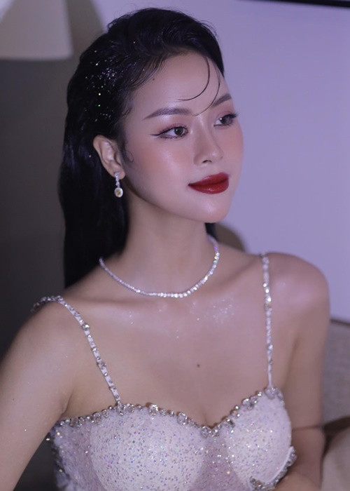 Đào Thị Hiền tỏ ra thận trọng về phát ngôn sau ồn ào. Ảnh: FBNV.