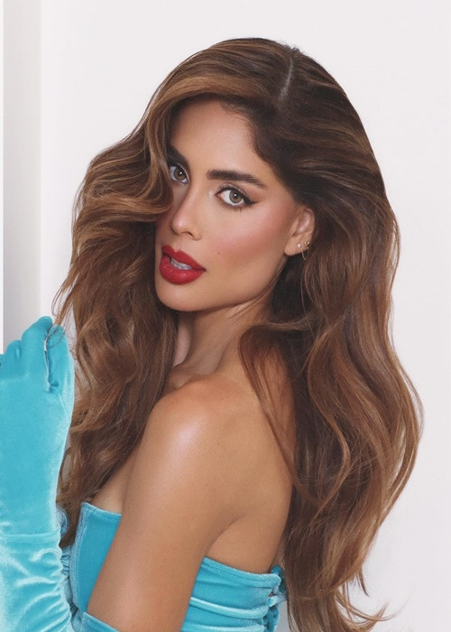 Đối thủ của Bùi Quỳnh Hoa đọ tài với hơn 80 người đẹp từ khắp nơi trên thế giới. Ảnh: FBNV.