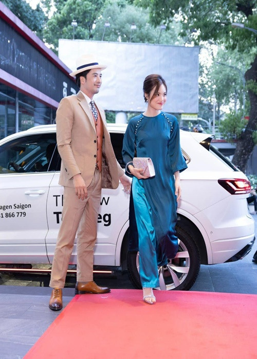 Đoàn Minh Tài thường xuyên tháp tùng Đan Ngọc tham gia sự kiện. Ảnh: FBNV.