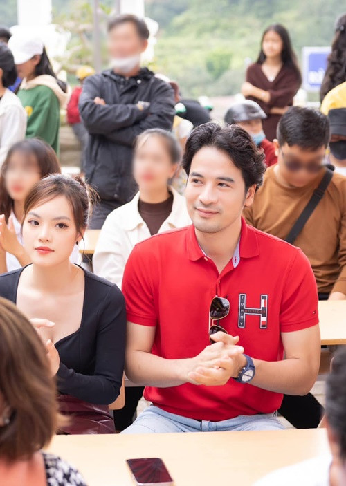 Ngoài ra, Sunny Đan Ngọc còn học piano tại Nhạc viện TP.HCM. Ảnh: FBNV.