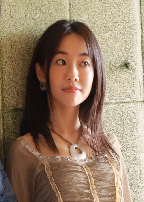 Hoàng Hà đóng một số bộ phim ngắn và quảng cáo như: Nụ cười từ trái tim, 17 một lần nữa, Thanh xuân, nhất định phải crush một ai đó!, Tết gần tết xa, Cô gái của những ngày đã qua.