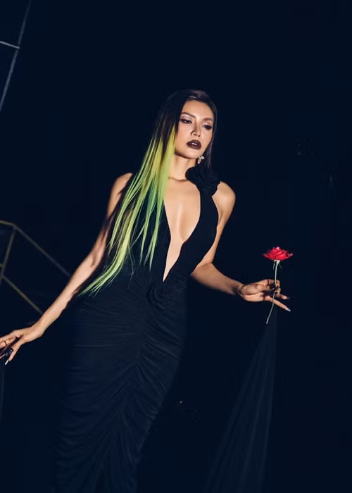 Người đẹp sinh năm 1991 từng lọt top 10 cuộc thi Miss Supranational 2018 - Hoa hậu Siêu quốc gia 2018.