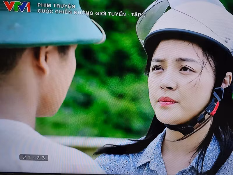 Trên Vietnamnet, Thu Quỳnh cho hay: "Cuộc chiến không giới tuyến là một dự án đặc biệt đối với tôi. Mặc dù chưa có vinh dự được khoác lên mình màu áo lính nhưng việc được tham gia vào dự án lần này mang lại cho tôi nhiều trải nghiệm rất giá trị. Tôi có thêm nhiều kiến thức và cảm nhận rõ ràng hơn về cuộc sống và con người đồng bào vùng giáp biên giới và biết được nhiều hơn về những vất vả cũng như sự nhiệt thành của các cán bộ, bộ đội biên phòng. Được nhận bằng khen của Bộ trưởng Bộ Quốc phòng là vinh dự lớn với tôi và cả ê-kíp".