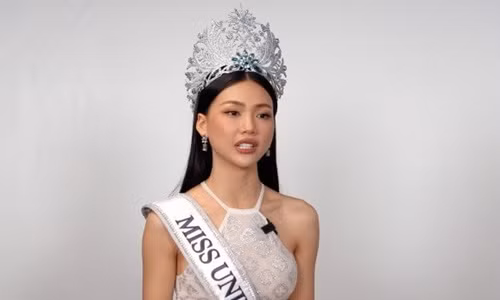 Bui Quynh Hoa thua nhan hut bong cuoi, co hoi nao o Miss Universe?