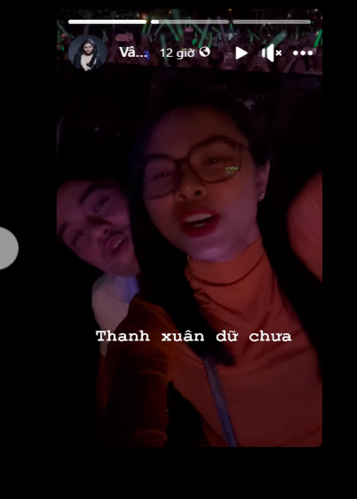 Nữ diễn viên chia sẻ, Westlife là thần tượng thời thanh xuân của cô. Ảnh chụp màn hình.