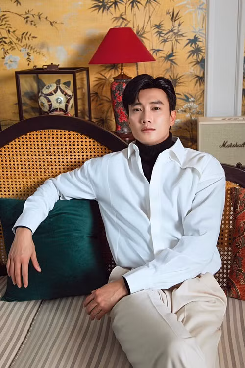 Ở mối tình thứ hai, Quốc Trường chia tay bởi vì kinh tế, bạn gái phải ra đi giúp đỡ gia đình. “Tôi cũng đau nhưng hiểu nên để họ ra đi vì cuộc sống tốt hơn”, anh chia sẻ. Mối tình này kéo dài khoảng 1-2 năm. Ảnh: FBNV.