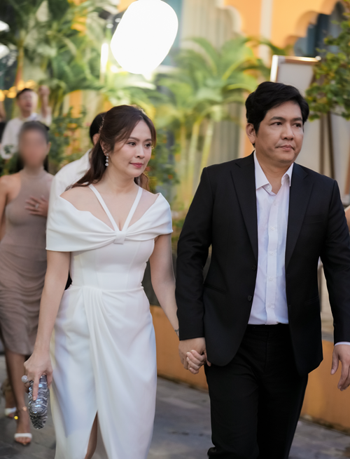 Vợ chồng Thanh Thúy - Đức Thịnh đến mừng hôn lễ của Phương Lan - Phan Đạt. Ảnh: NVCC.