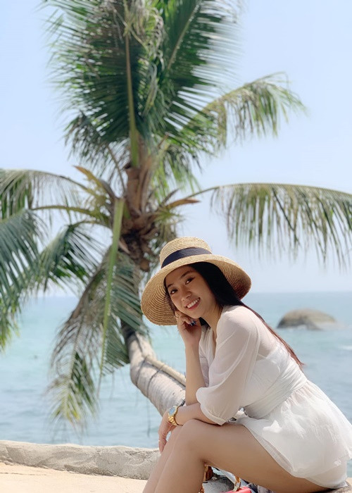 Khi kết hôn với Lê Huỳnh, Mỹ Linh 22 tuổi. Cô cho biết, vì thanh xuân đã gặp đúng người nên việc yêu bất chấp hoàn toàn xứng đáng.