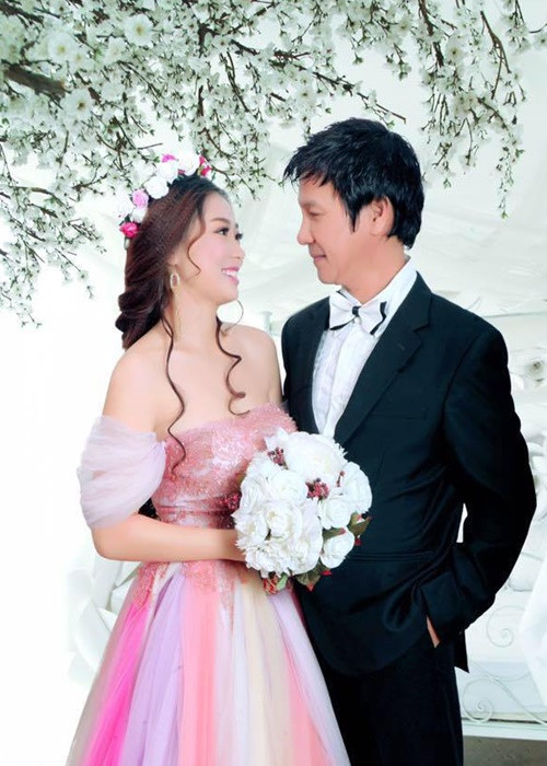 Nhan sắc vợ kém 29 tuổi của diễn viên hài Lê Huỳnh Nhan sac vo kem 29 tuoi cua dien vien hai Le Huynh