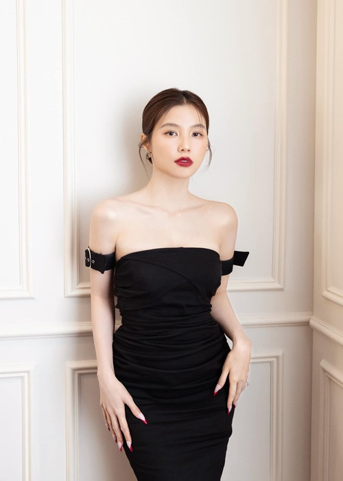 Chia sẻ trên Người Đưa Tin, cô nói thêm: "Clip chia sẻ trên story chỉ là một video My thấy trên mạng và xúc động nên đã đăng tải lại. Thực ra trọn vẹn clip nói về quá trình của một đời người từ khi sinh ra tới khi mất đi. Vì clip dài nên khi đăng đã bị bỏ bớt phần sau, khiến mọi người chưa cảm nhận hết được".