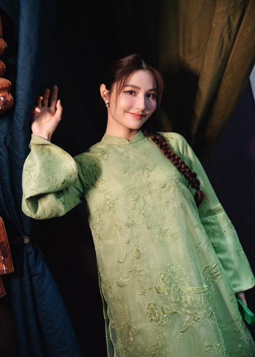 Tin đồn Diễm My 9x mang bầu xuất phát từ việc cô chia sẻ trên trang cá nhân một đoạn video ghi lại quá trình phát triển của một thai nhi. Nhanh chóng, nữ diễn viên lên tiếng phủ nhận đồn đoán.