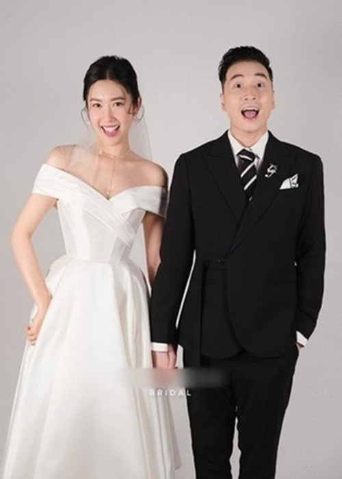 Hồi tháng 9 vừa qua, Thúy Ngân chia sẻ, việc fan "đẩy thuyền" không quyết định được tình cảm của cặp đôi, mà phải do chính các nghệ sĩ. Thúy Ngân khẳng định, nếu có người yêu, cô sẽ công khai. Ảnh: Vietnamnet.