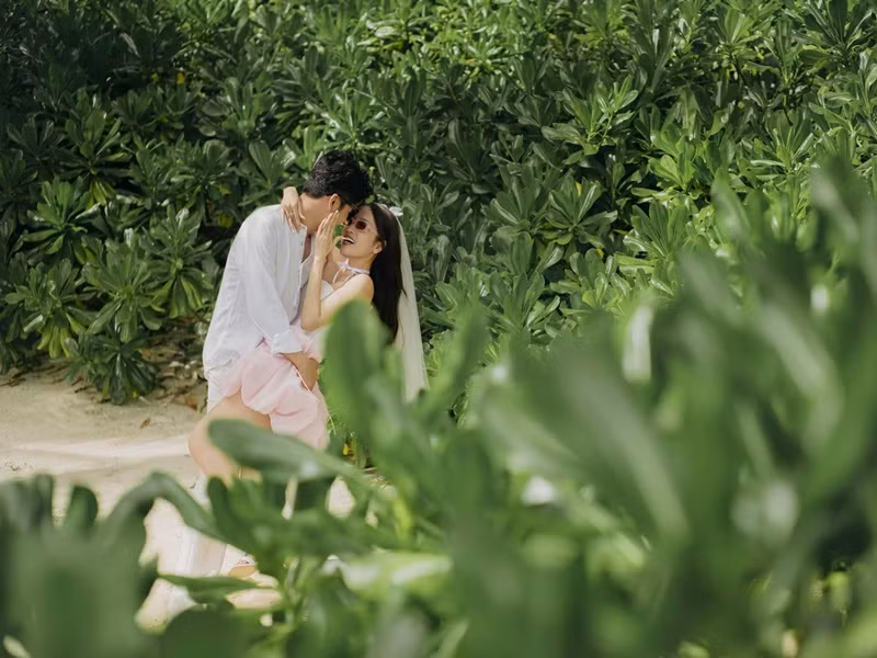 Lê Dương Bảo Lâm làm MC cho đám cưới ở Đồng Tháp của đôi uyên ương.