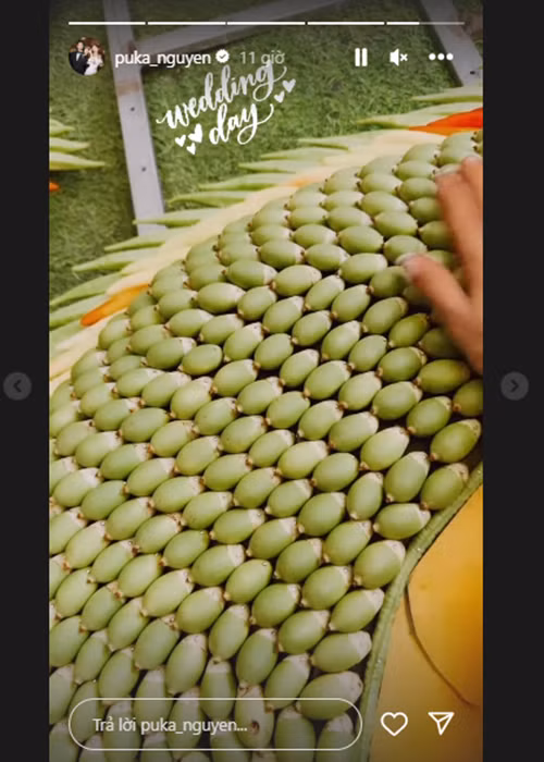 Puka còn đăng tải hình ảnh trang trí cho đám cưới.