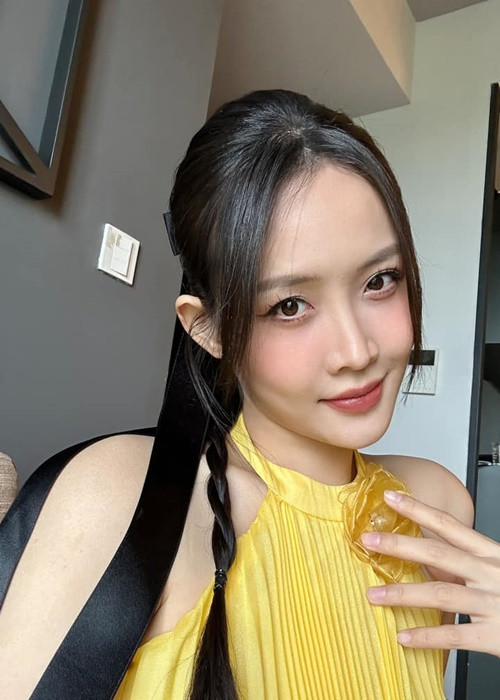 Trương Mỹ Nhân vốn sở hữu gương mặt nhỏ nhắn.