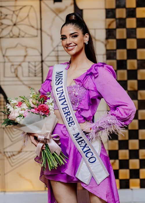 Đại diện Pháp - Diane Leyre, đại diện Mexico - Melissa Flores lần lượt xếp thứ 3 và 4. Ảnh: Miss Universe.