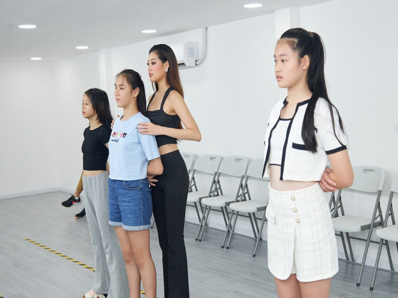 Người đẹp mở công ty riêng năm 2022 sau khi kết thúc nhiệm kỳ Hoa hậu Hoàn vũ Việt Nam. Ảnh: FBNV.