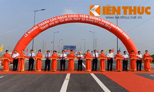 Thong xe cau Rach Chiec 2 tren duong Vanh dai Dong