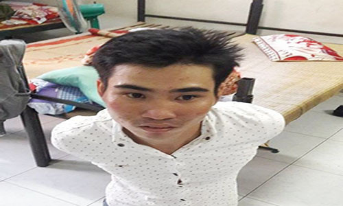 Dang dua vo di choi, hiep si SBC tong thang xe vao cuop