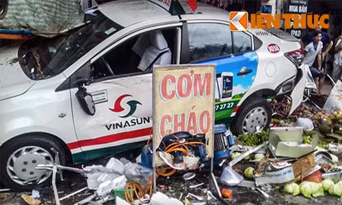 Taxi Vinasun gay tai nan lien hoan, 5 nguoi nguy kich-Hinh-3