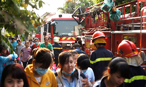 Chay lon giua Sai Gon, ca cong ty may do sap