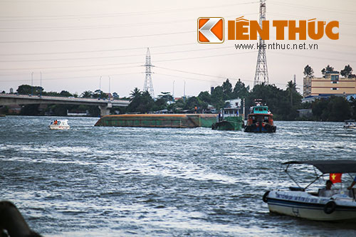 Da keo sa lan tong sap cau Ghenh ra khoi hien truong