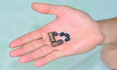 Lam ro pho cong an xa no sung cao su vao dan-Hinh-3