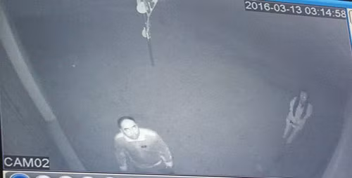 Truy sat kinh hoang trong dem, mot nguoi bi chem chet-Hinh-2