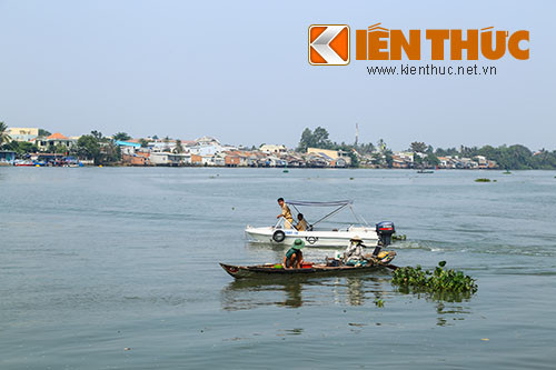 Dang truc vot cau Ghenh tren song Dong Nai-Hinh-3