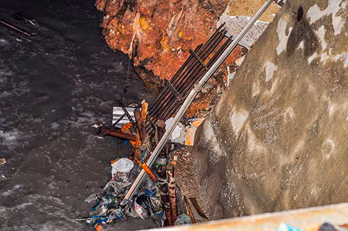 Nha dan bi sap sau mua lon o Dong Nai-Hinh-3