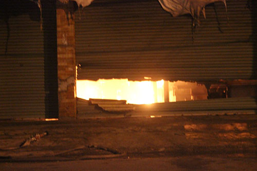 Binh Duong: Chay cong ty go trong dem, nguoi dan hot hoang thao chay