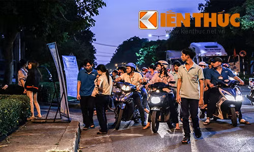 Noi long cong nhan khong ve que an Tet