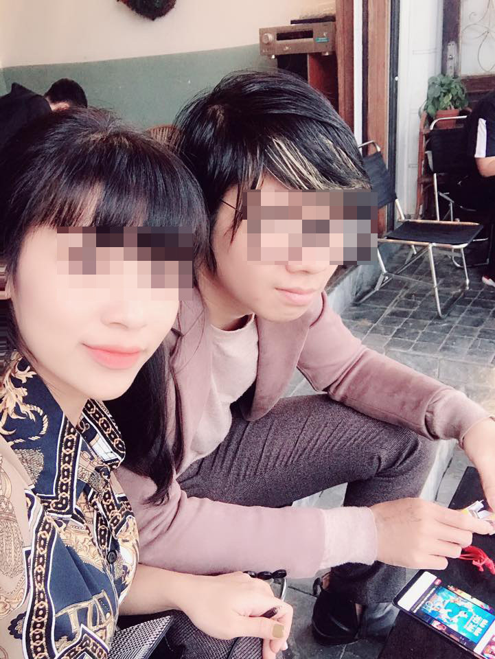 Sau đó, thông tin nhận được hàng chục ngàn lượt chia sẻ và bày tỏ sự phẫn nộ của dư luận với hành vi dã man, tàn bạo của cha dượng và mẹ. Bước đầu, khi được Công an xã Cô Tô mời lên làm việc thì bà Mai đã thừa nhận hành vi sai trái của mình