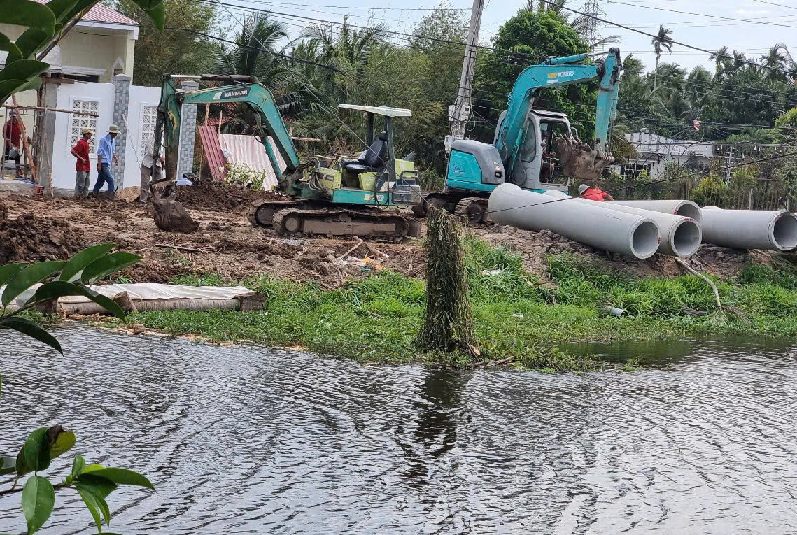 Tra Vinh: Can canh cong trinh thi cong duong Nguyen Trung Truc noi dai-Hinh-6