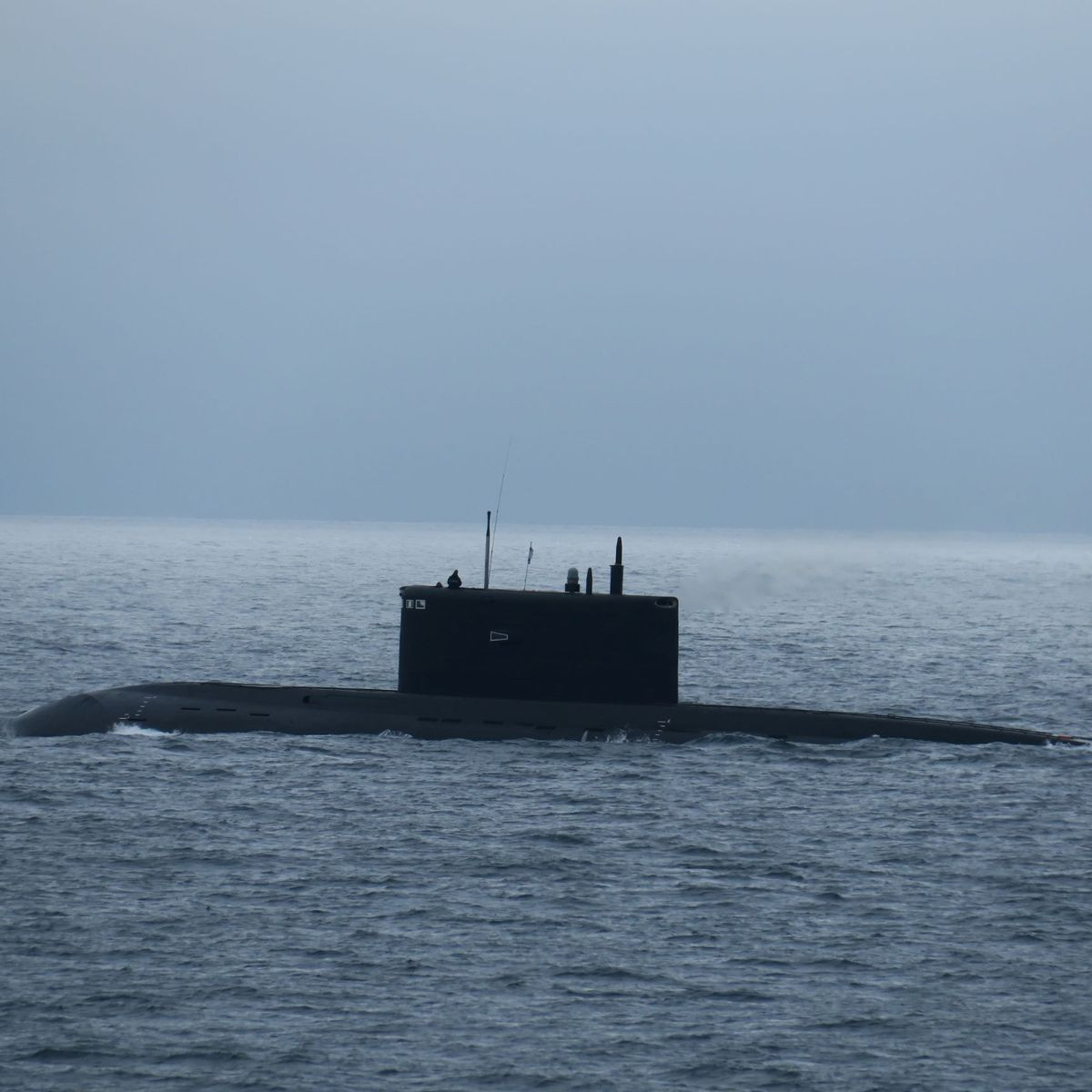 Mặc dù hủy bỏ dự án tàu ngầm P-2 đầy tham vọng nhưng sau đó Liên Xô đã thành công trong việc phát triển nhiều mẫu tàu ngầm hiện đại và có uy lực "khủng". Nhờ vậy, sức mạnh quân sự của Liên Xô ngày càng tăng.