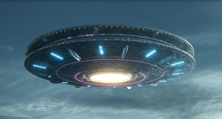 Cụ thể, trường hợp nhìn thấy UFO được ghi nhận ở Tây Kinh. Vụ việc này còn được biết đến với tên gọi "quỷ vành mũ".