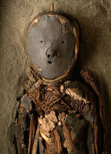 Nhiều lứa tuổi như trẻ em, thiếu niên, người trưởng thành và người già cũng được ướp xác để thi hài trường tồn với thời gian. Thậm chí, thai nhi tử vong trước khi chào đời cũng trải qua quy trình ướp xác.