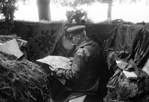 Trong chiến dịch tiến công Korsun-Shevchenkovsky diễn ra từ tháng 1 - 2/1944, ông Konev phối với quân của Tướng Nikolai Vatutin giành được thắng lợi lớn trước quân Đức tại khu vực chiến trường miền Trung Ukraine.